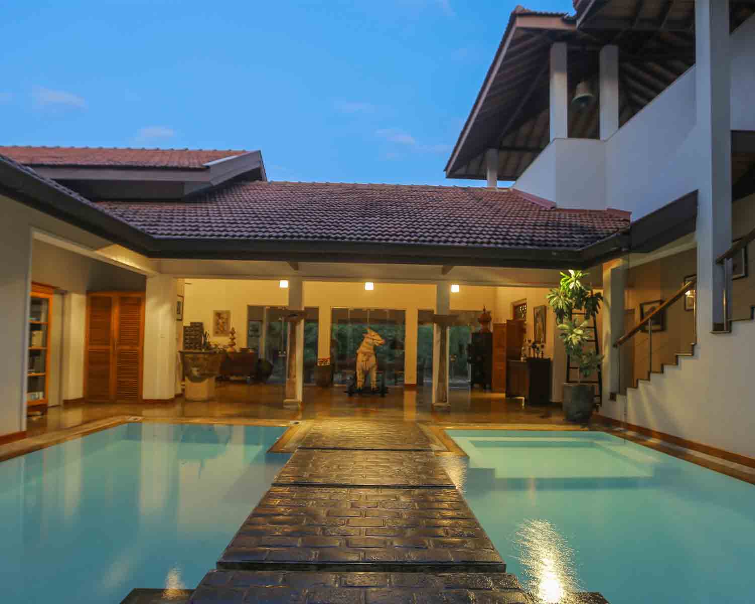 Luxury hotel gallery image