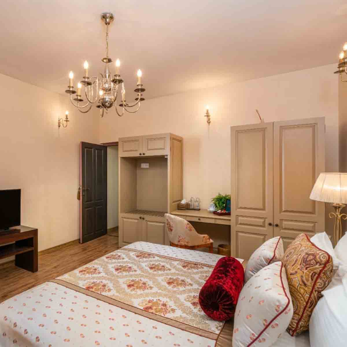 Luxury hotel gallery image