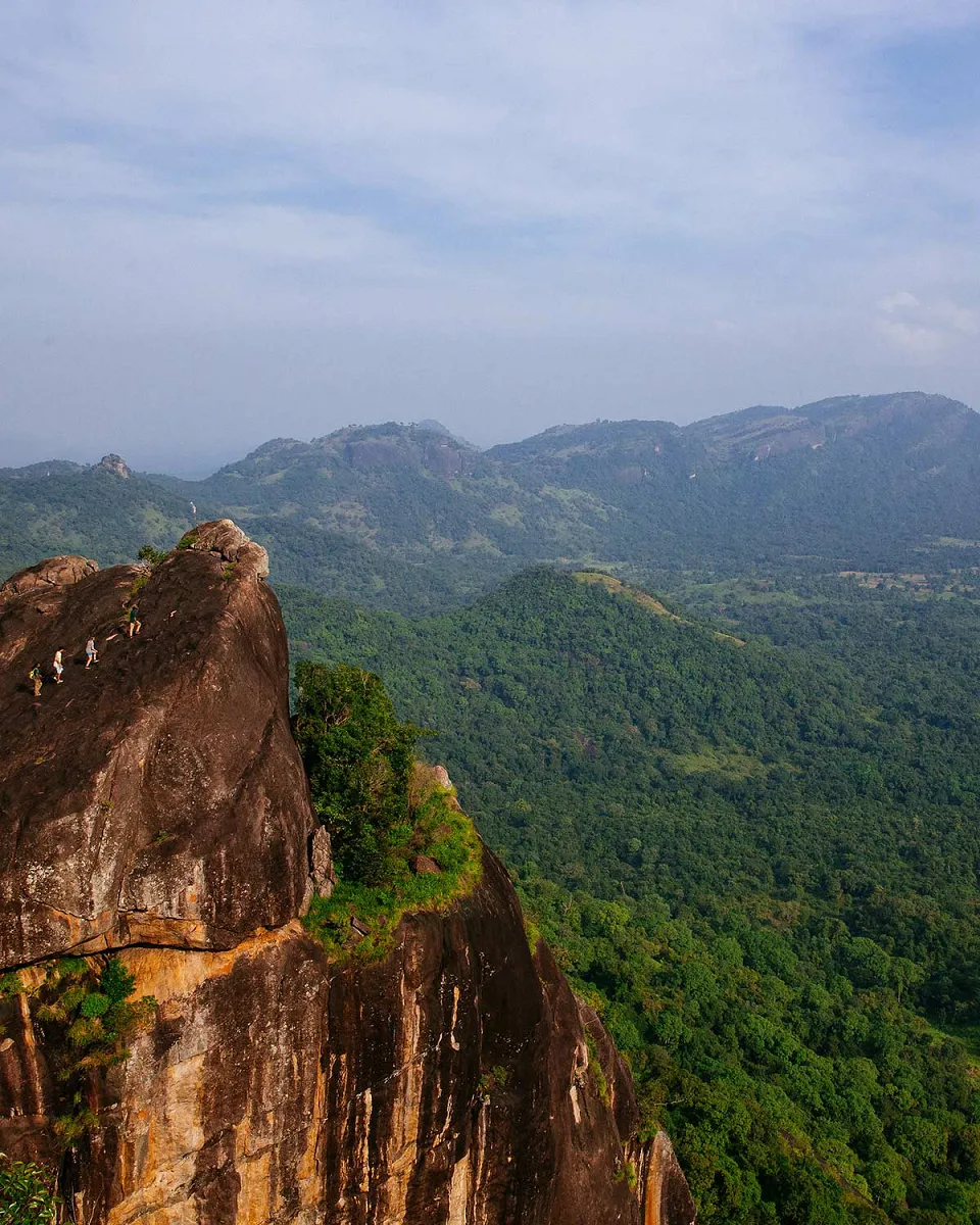 Honeymoon to Sri Lanka in the Summer — itinerary photograph