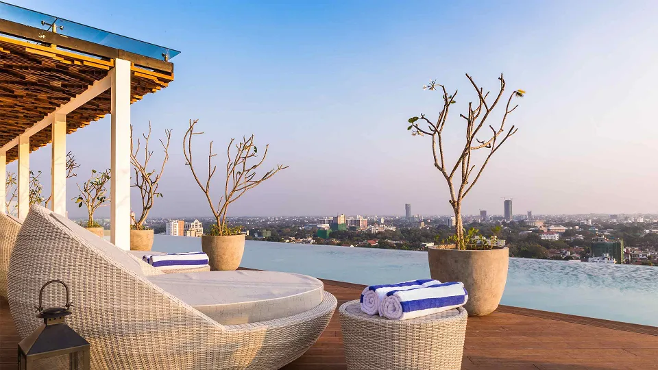 Jetwing Colombo Seven — hotel photograph