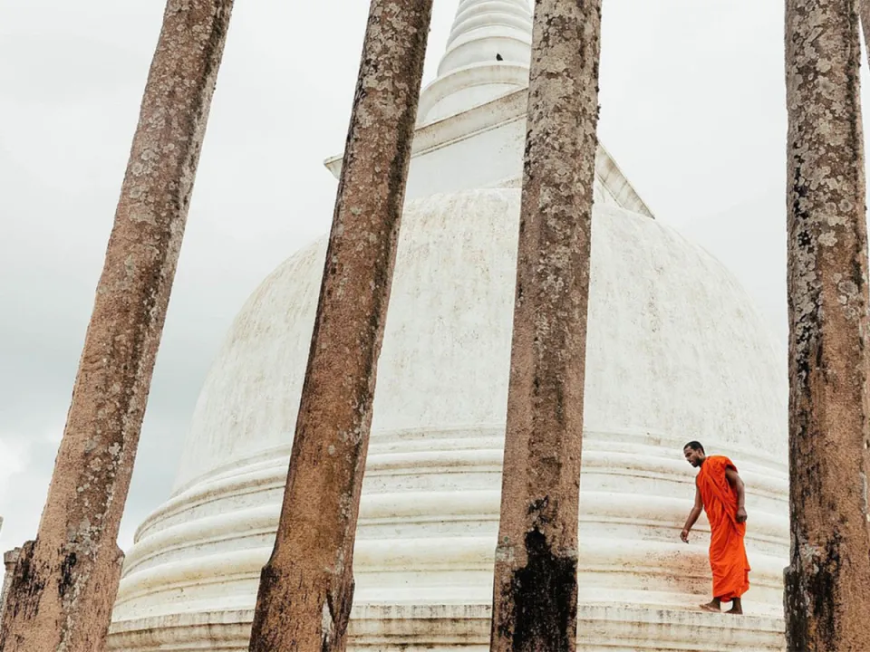 Anuradhapura by tuk tuk — experience photograph