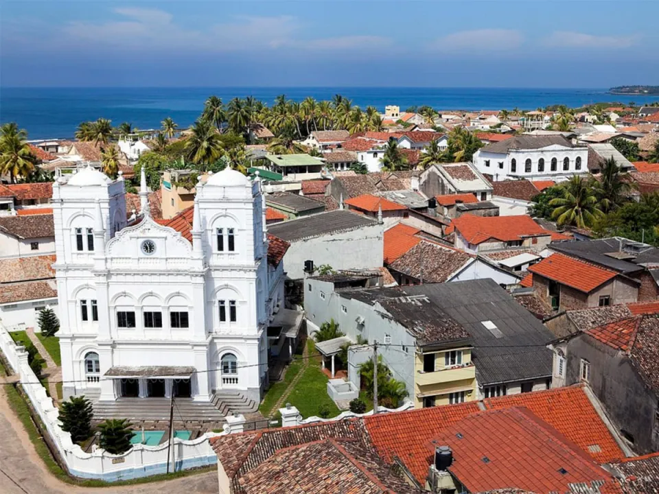 Explore Galle Fort through an interactive 2-hour treasure hunt that takes you around this UNESCO World Heritage site whilst learni…
