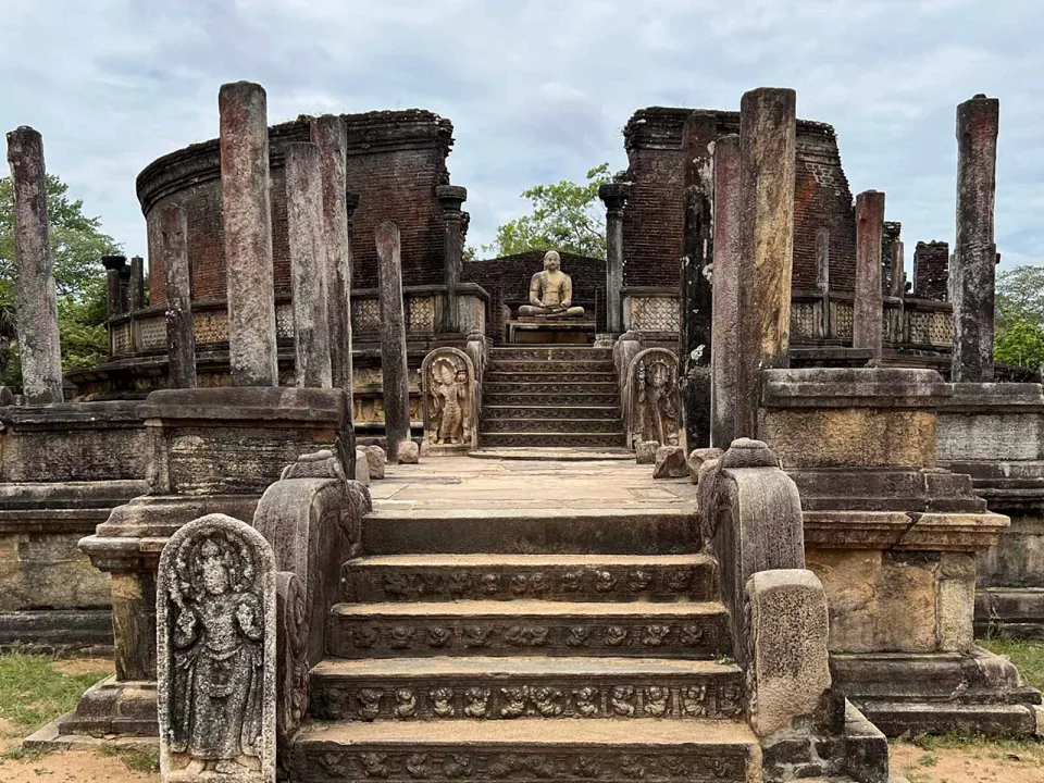 Polonnaruwa - Memorable travel experience photo — gallery photograph 5