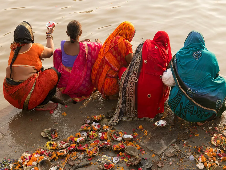 Riverside yoga — 00001Red Dot Varanasi