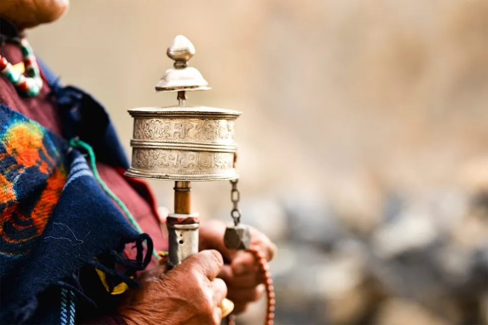Riverside picnics on Journey into Ladakh