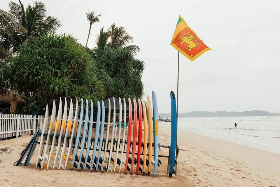 Boats, bikes and bites on Honeymoon to Sri Lanka in the Winter