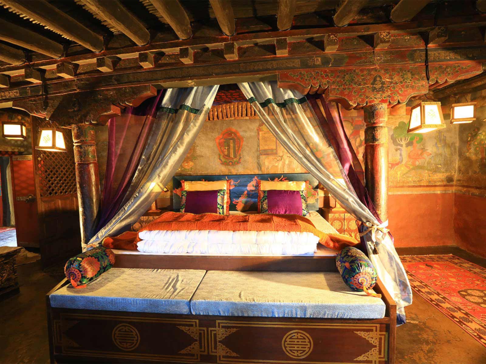 Luxury hotel gallery image