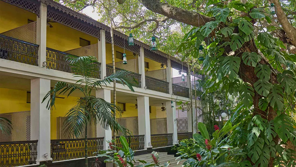 Royal Orchid Metropole — hotel photograph