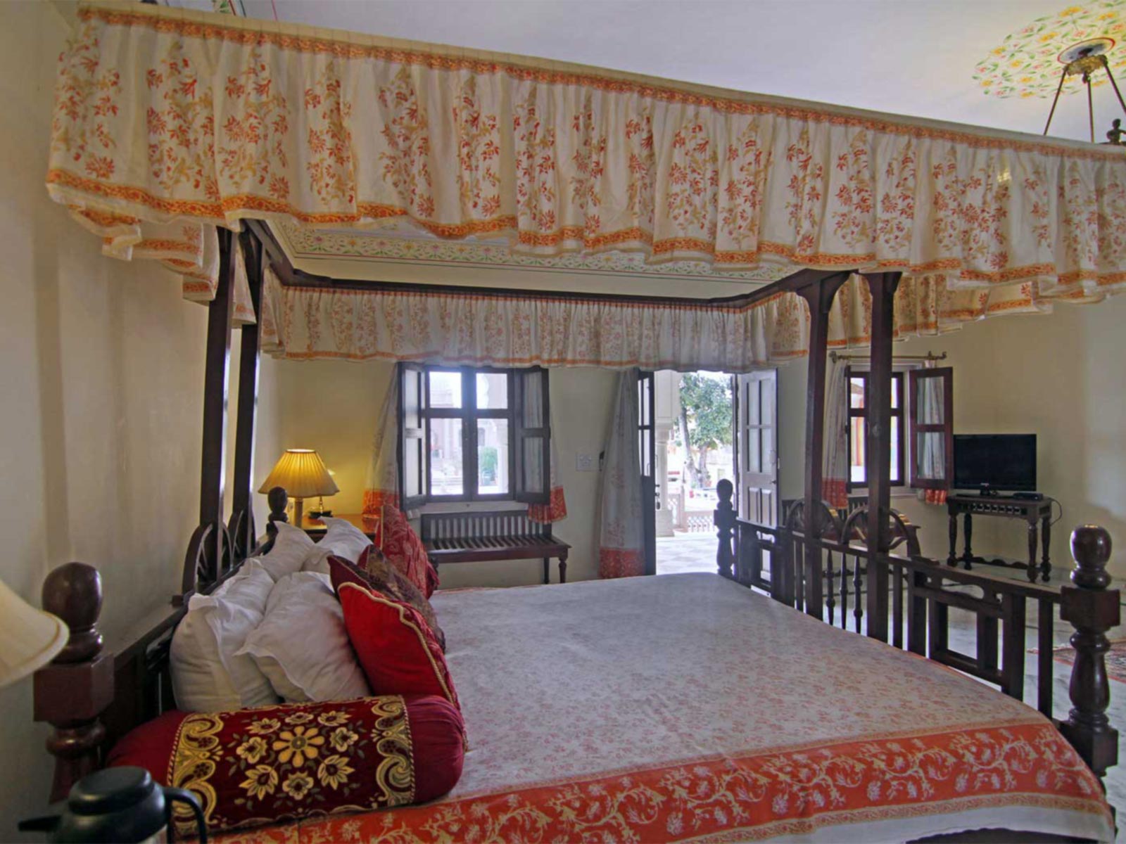 Luxury hotel gallery image