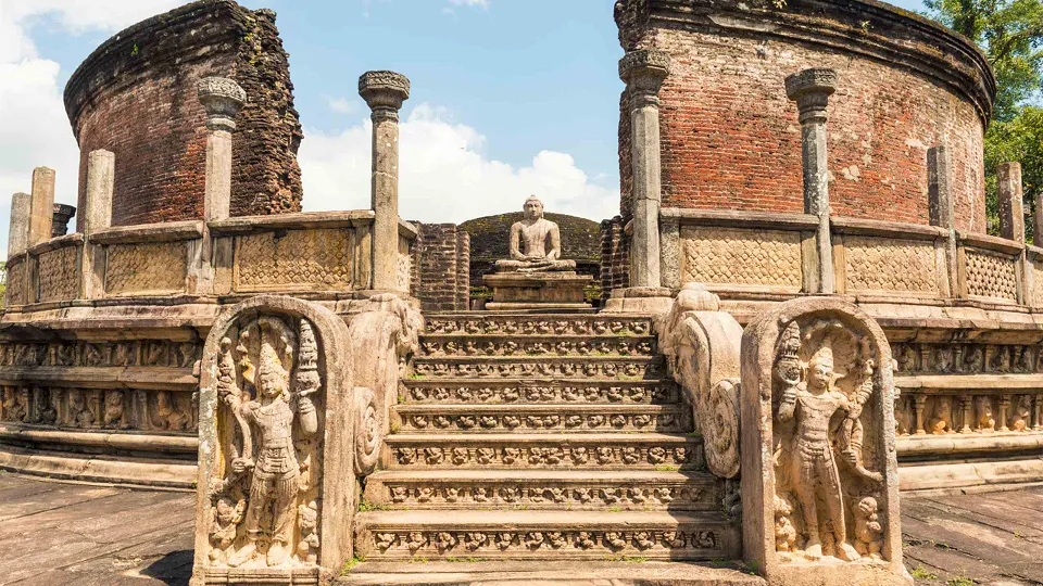 Polonnaruwa — hero photograph