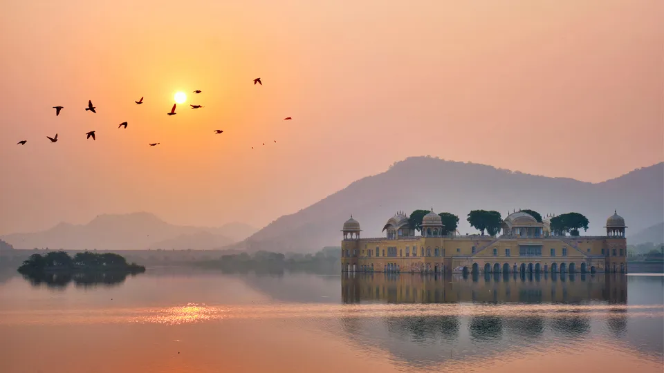 The backdrop to many marriage proposals, Udaipur’s romantic beauty radiates out from — hero photograph