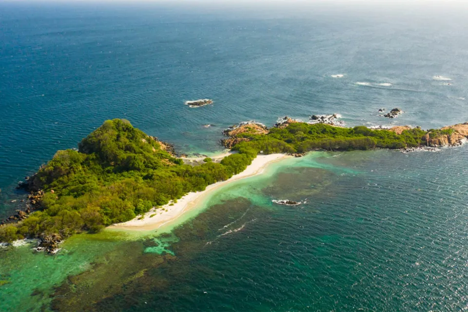 Is December a good time of year to travel to Sri Lanka? — travel photograph