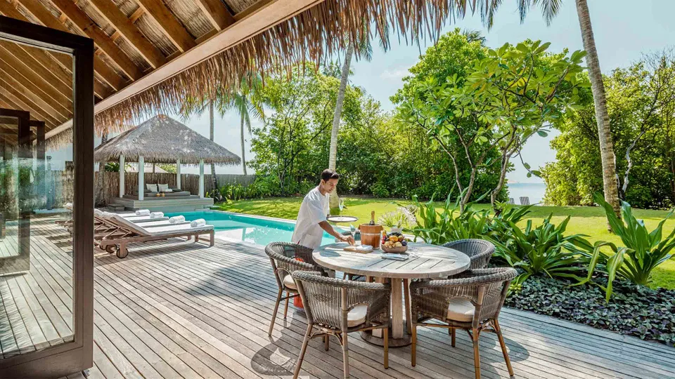 Como Maalifushi — hotel photograph