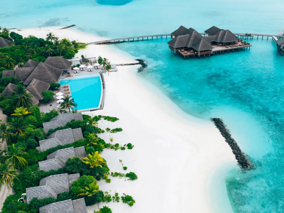 Heritance Aarah — hotel photograph
