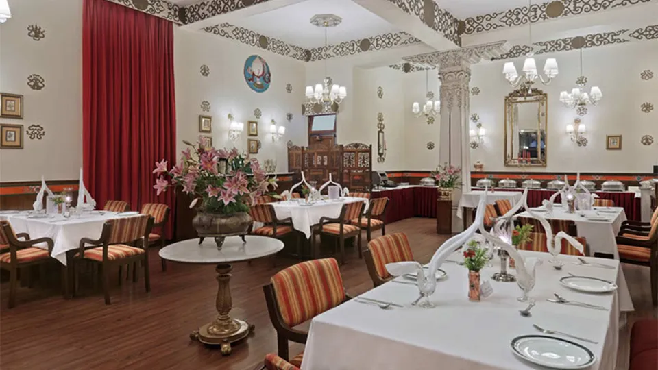 The Elgin Nor-Khill — hotel photograph
