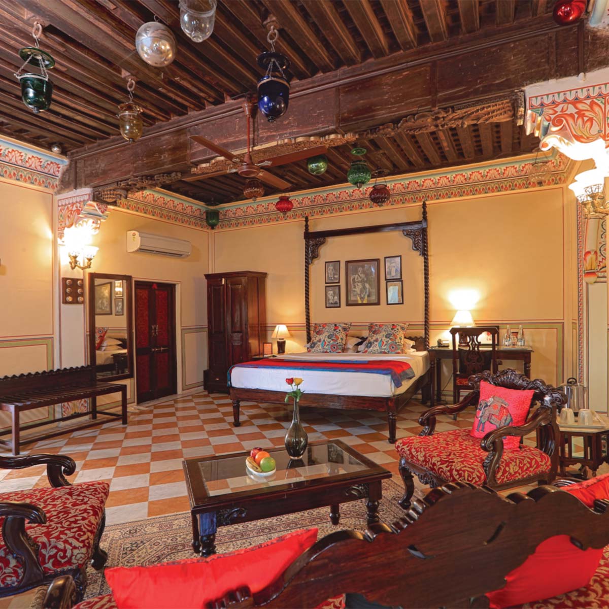 Luxury hotel gallery image