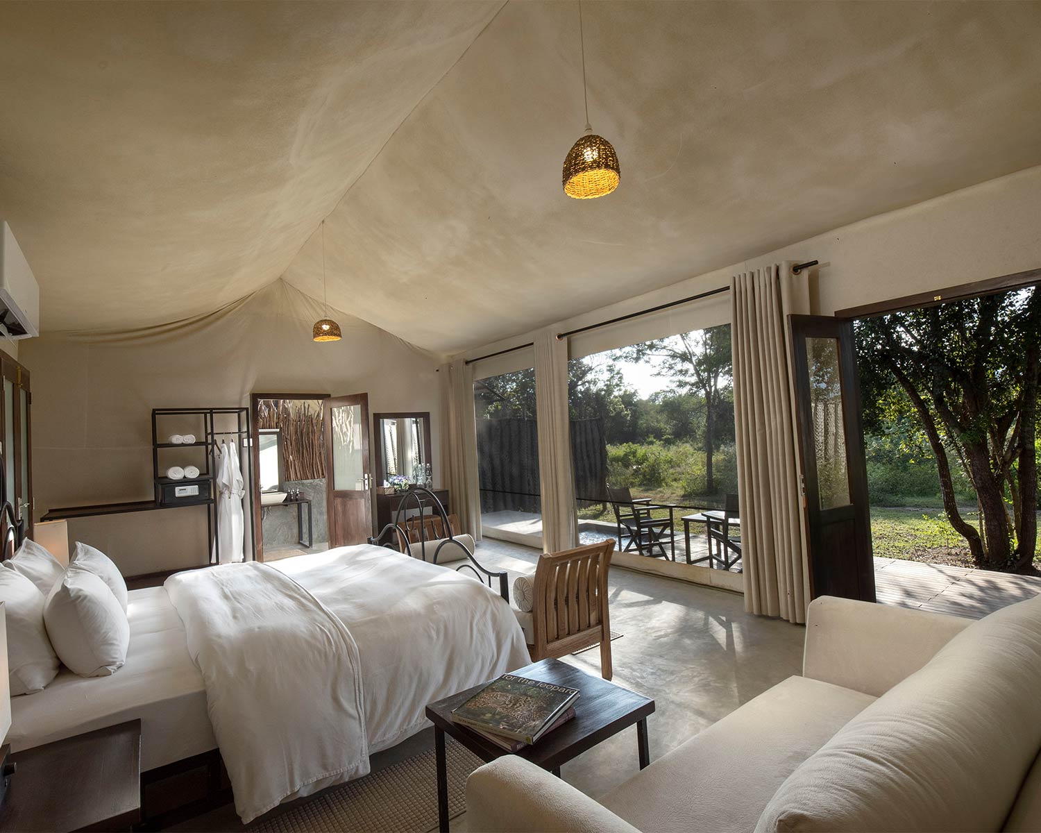 Luxury hotel gallery image