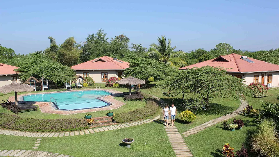 Hibiscus Garden — hotel photograph