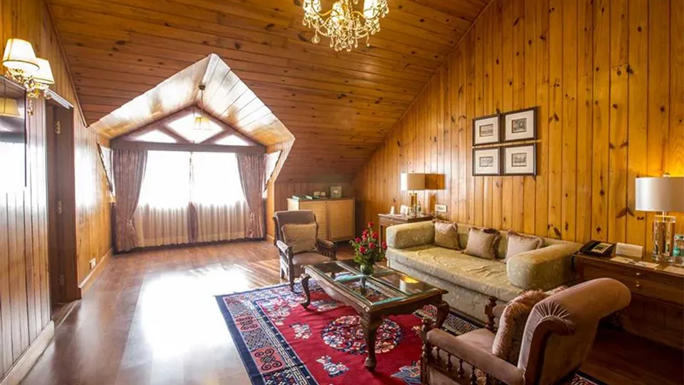 The Elgin Darjeelin — hotel photograph