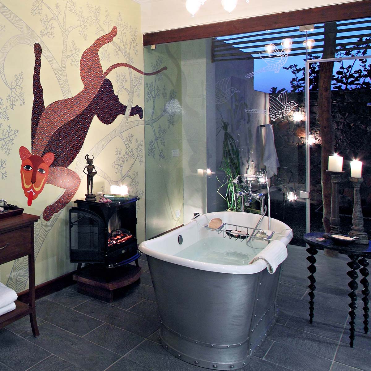 Luxury hotel gallery image