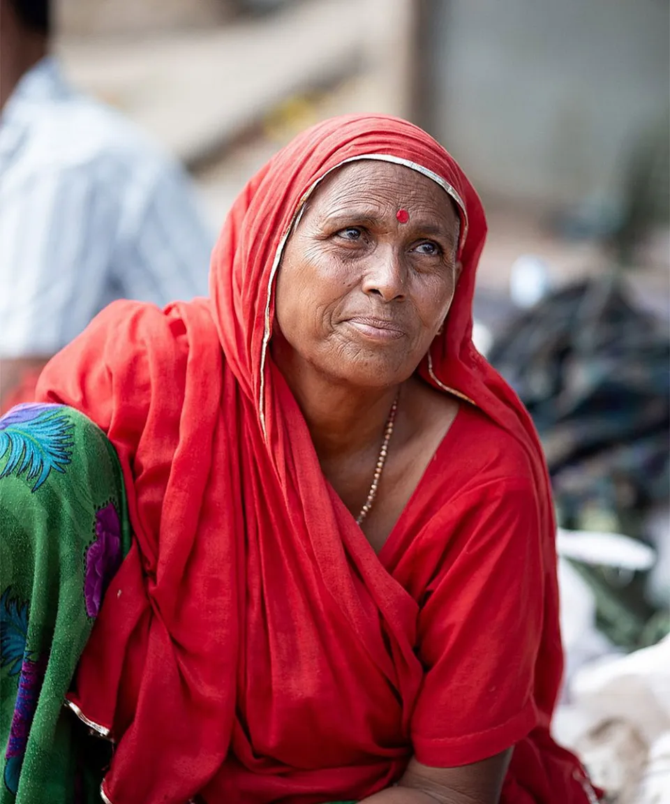 Morning Flower Market - Memorable travel experience photo — gallery photograph 2