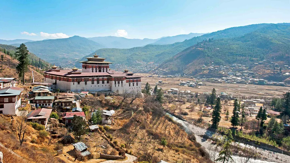 Paro — hero photograph