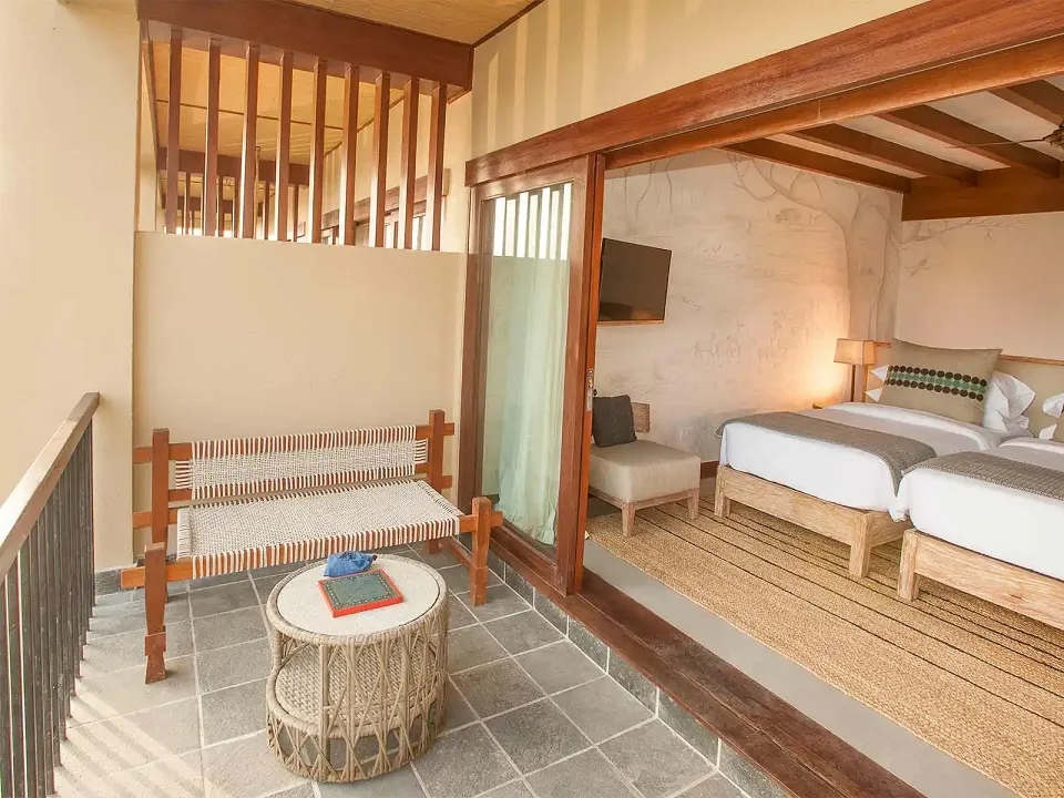 Meghauli Serai — gallery photograph 3