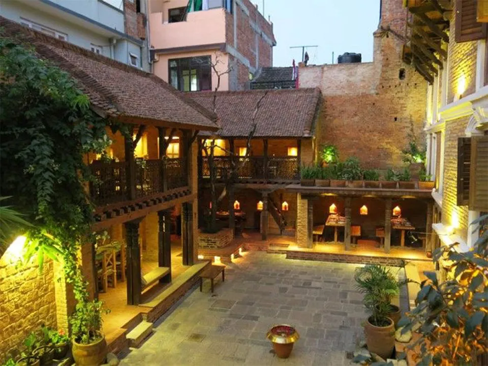 Inn Patan, Patan