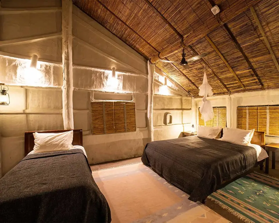 Tiger Tops Tharu Lodge - Luxury hotel — gallery photograph 2