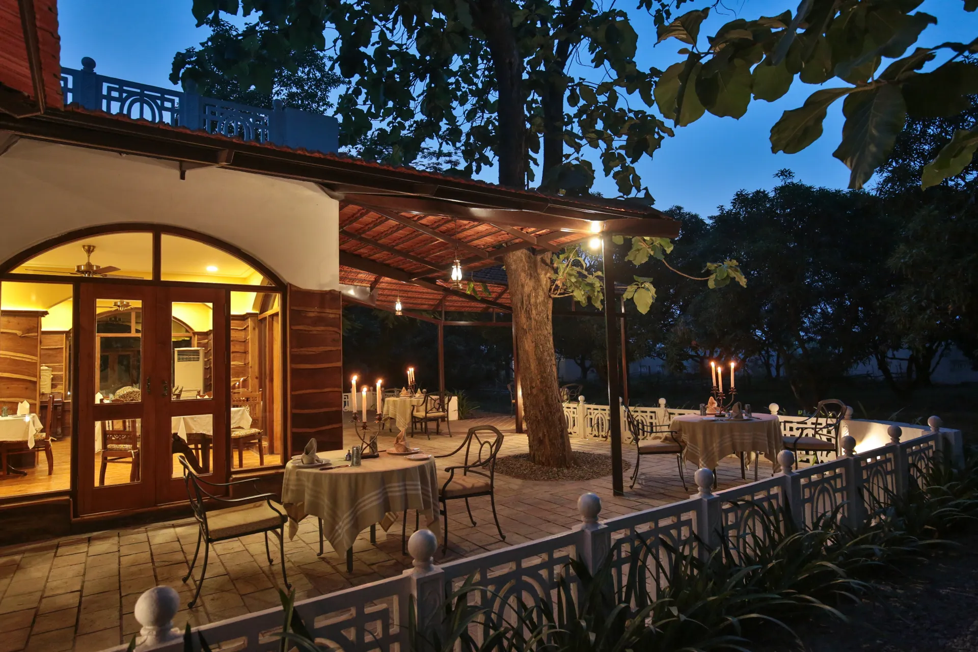 Twin-bed forest villa at Jaagir Manor