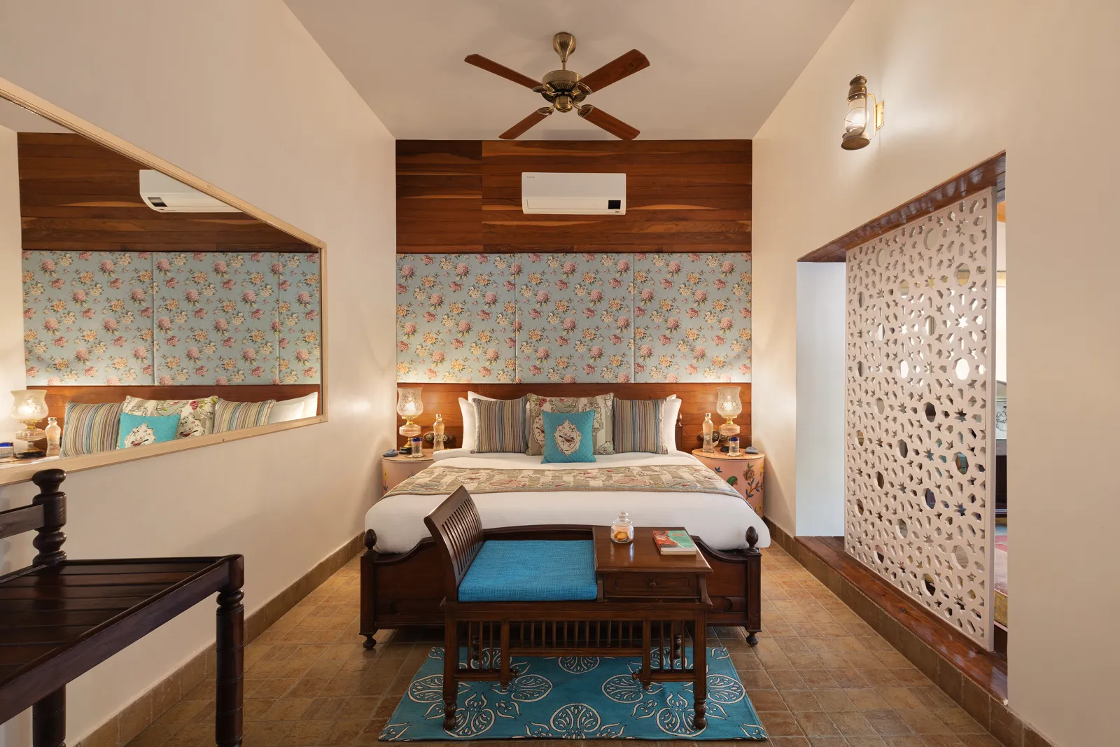 What we love — Jaagir Manor Junior Suite Detail