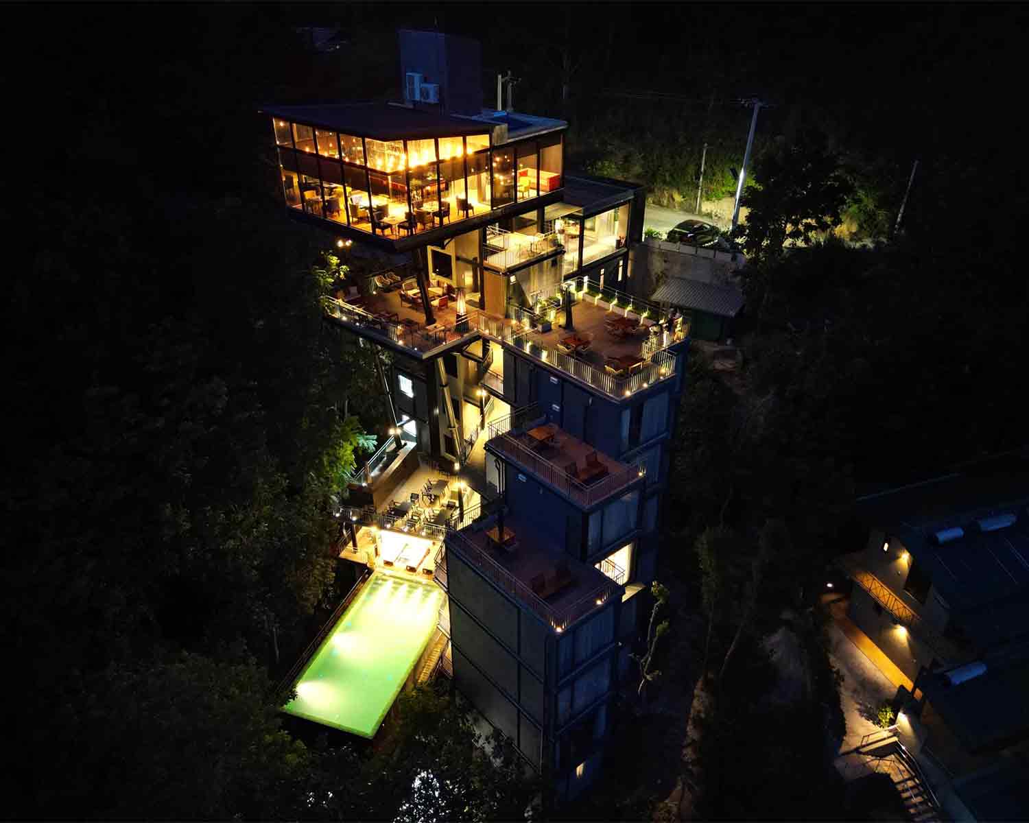 Luxury hotel gallery image