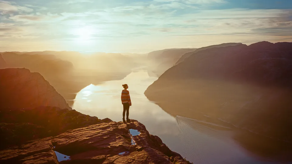 Trusted by thousands of happy travelers — Customer Feedback Main