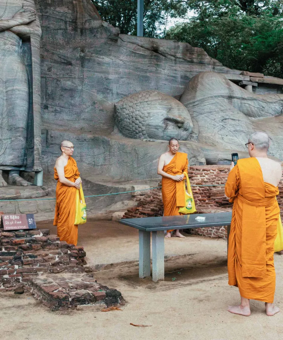 Buddhism in Sri Lanka — Culture And History Sri Lanka Feature View 1