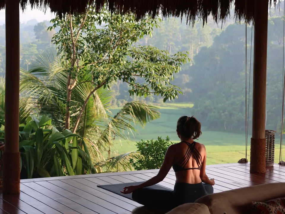 Solo Travel — Solo Gallery View 1