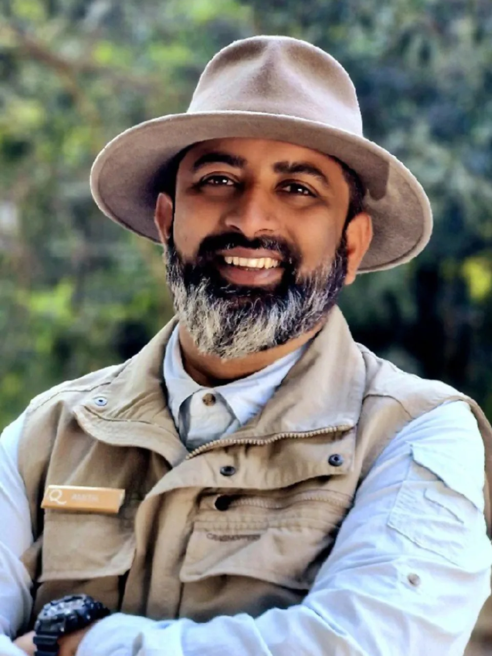 India Guides View 7 — Meet your experts