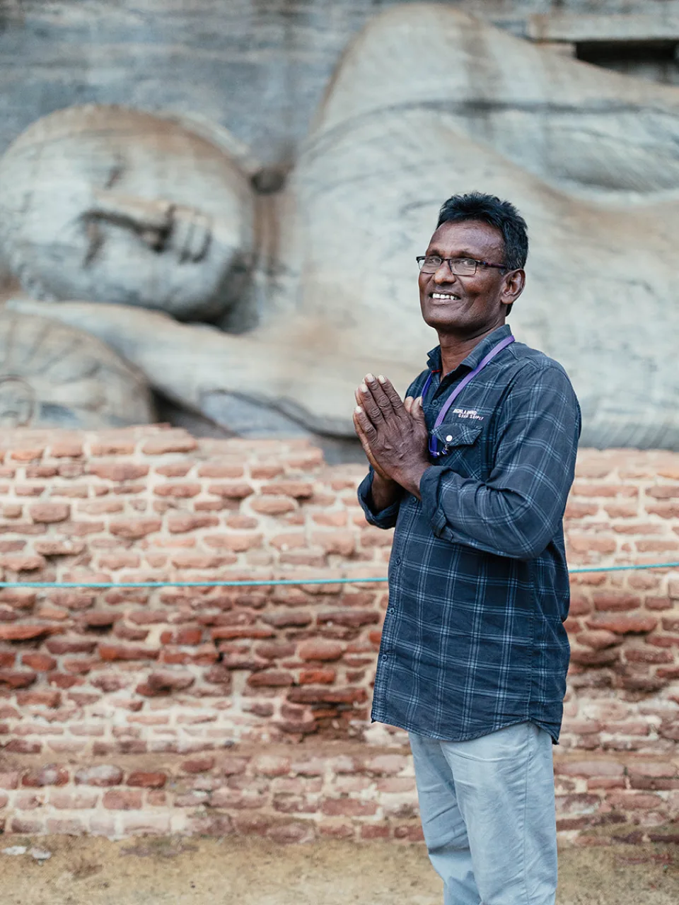 Our expert guides — Sri Lanka Guides View 1