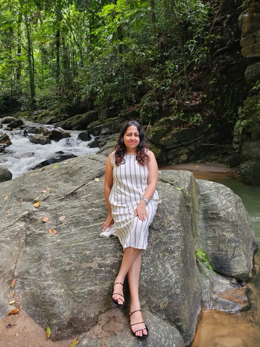 Sithumini Nawodya, Sri Lanka travel specialist